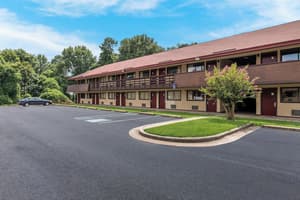 thumbnail: Exterior