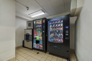 thumbnail: Vending machine