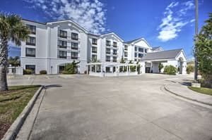 thumbnail: Front of property