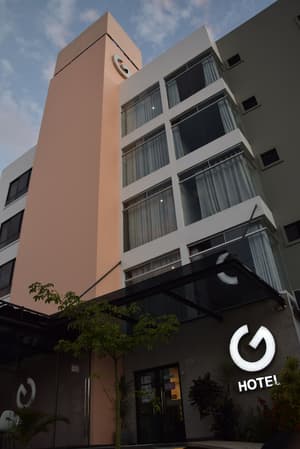 thumbnail: Front of property - evening/night