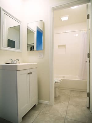 thumbnail: Bathroom