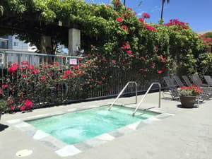 thumbnail: Outdoor spa tub