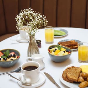 thumbnail: Breakfast area