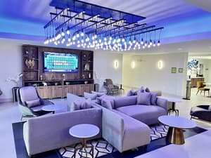 thumbnail: Lobby sitting area