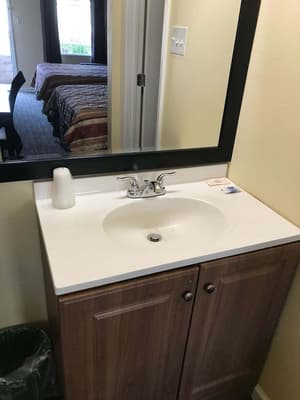 thumbnail: Bathroom sink