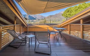 thumbnail: Terrace/patio
