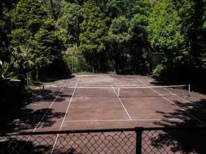 thumbnail: Tennis court