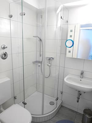 thumbnail: Bathroom shower