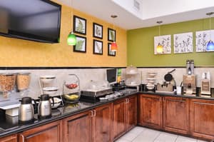 thumbnail: Breakfast area