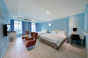 thumbnail: Room