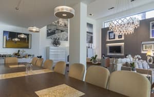 thumbnail: Breakfast area