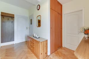 thumbnail: Interior
