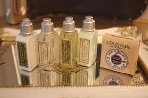 thumbnail: Bathroom amenities
