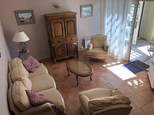 thumbnail: Living area