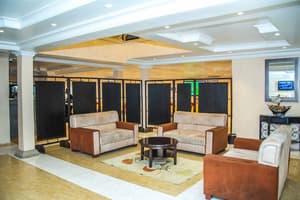 thumbnail: Lobby sitting area