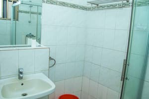 thumbnail: Bathroom sink