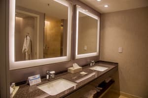 thumbnail: Bathroom shower