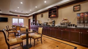 thumbnail: Breakfast area