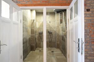thumbnail: Bathroom shower