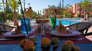thumbnail: Snack bar