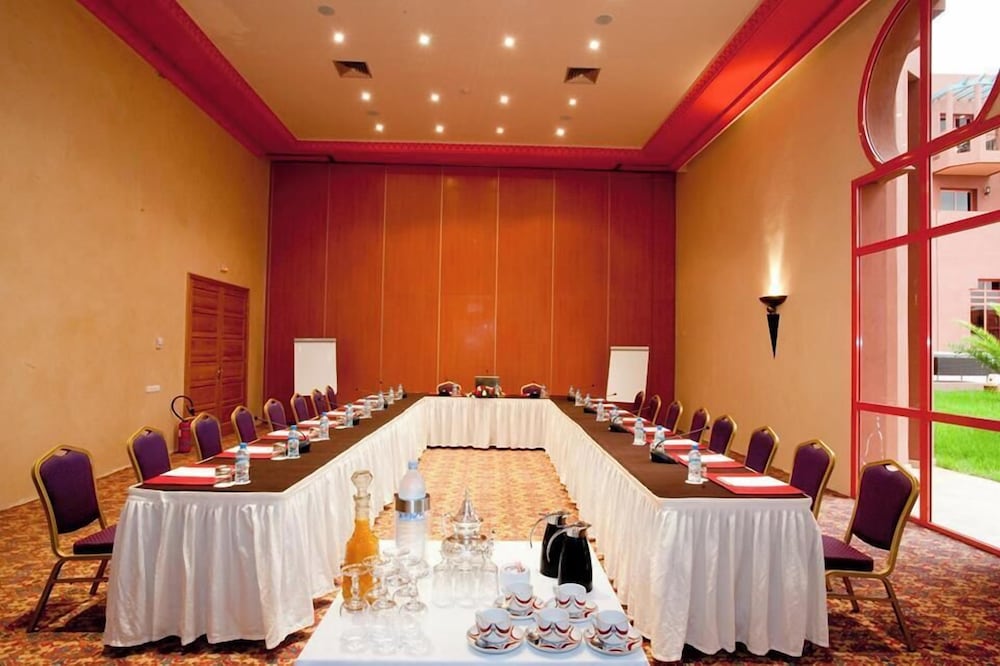 Meeting facility