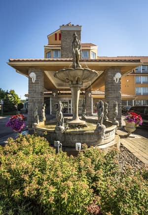 thumbnail: Exterior