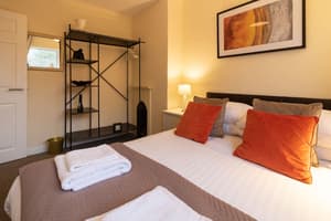 thumbnail: Interior