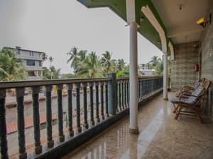 thumbnail: Balcony