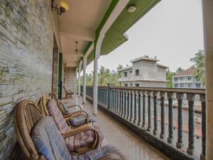 thumbnail: Balcony