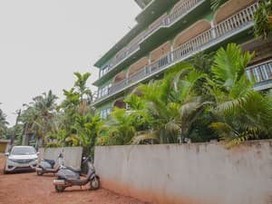 thumbnail: Exterior