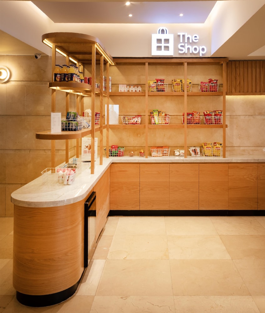 Snack bar