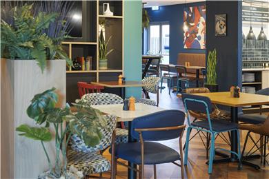 Dining,Dining Area,Restaurant,On-Site