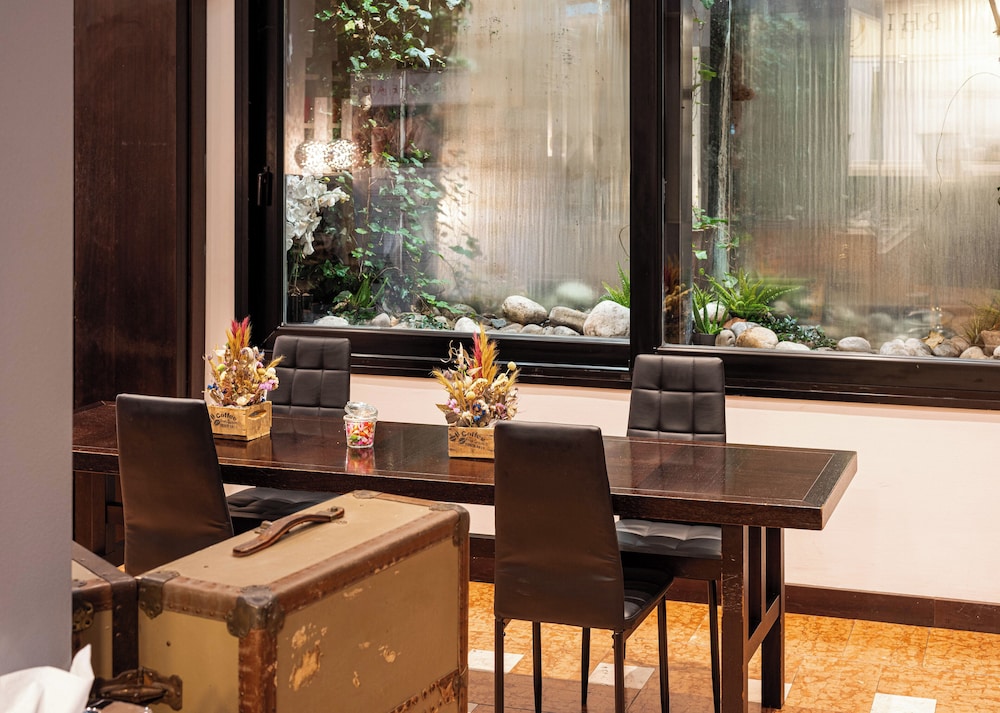 Restaurant-cafeteria