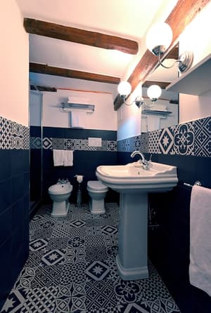 thumbnail: Bathroom