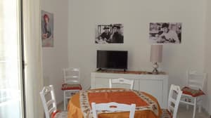 thumbnail: Dining