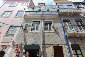 thumbnail: Exterior