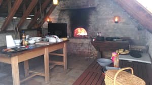 thumbnail: Outdoor dining