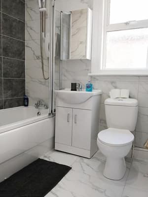 thumbnail: Bathroom