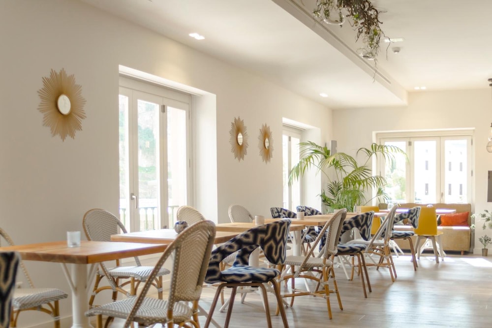 Restaurant-cafeteria