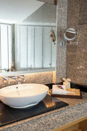 thumbnail: Bathroom