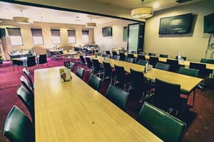 thumbnail: Restaurant