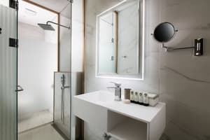 thumbnail: Bathroom sink