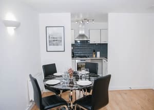 thumbnail: In-room dining