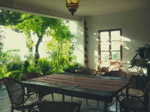 thumbnail: Breakfast area