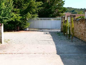 thumbnail: Parking