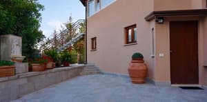 thumbnail: Property entrance