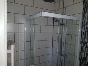 thumbnail: Bathroom shower