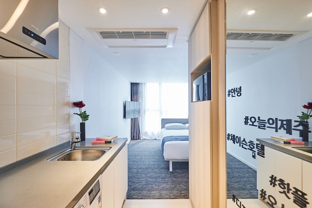 Restaurant-cafeteria