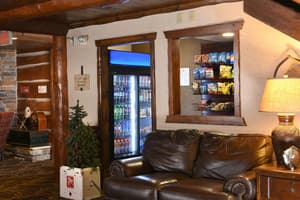 thumbnail: Snack bar