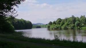 thumbnail: Lake